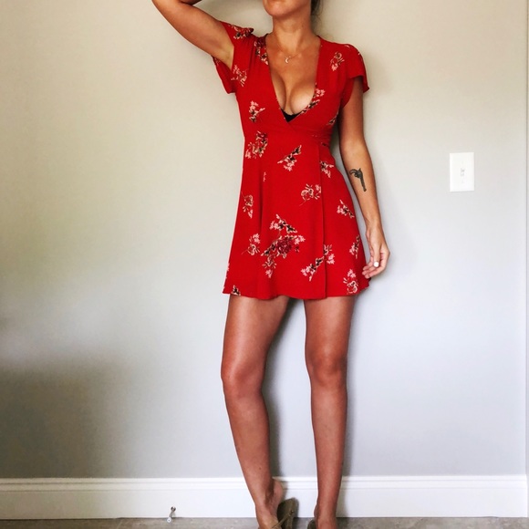 Urban Outfitters Dresses & Skirts - red flirt💋Perfect summer dress💋